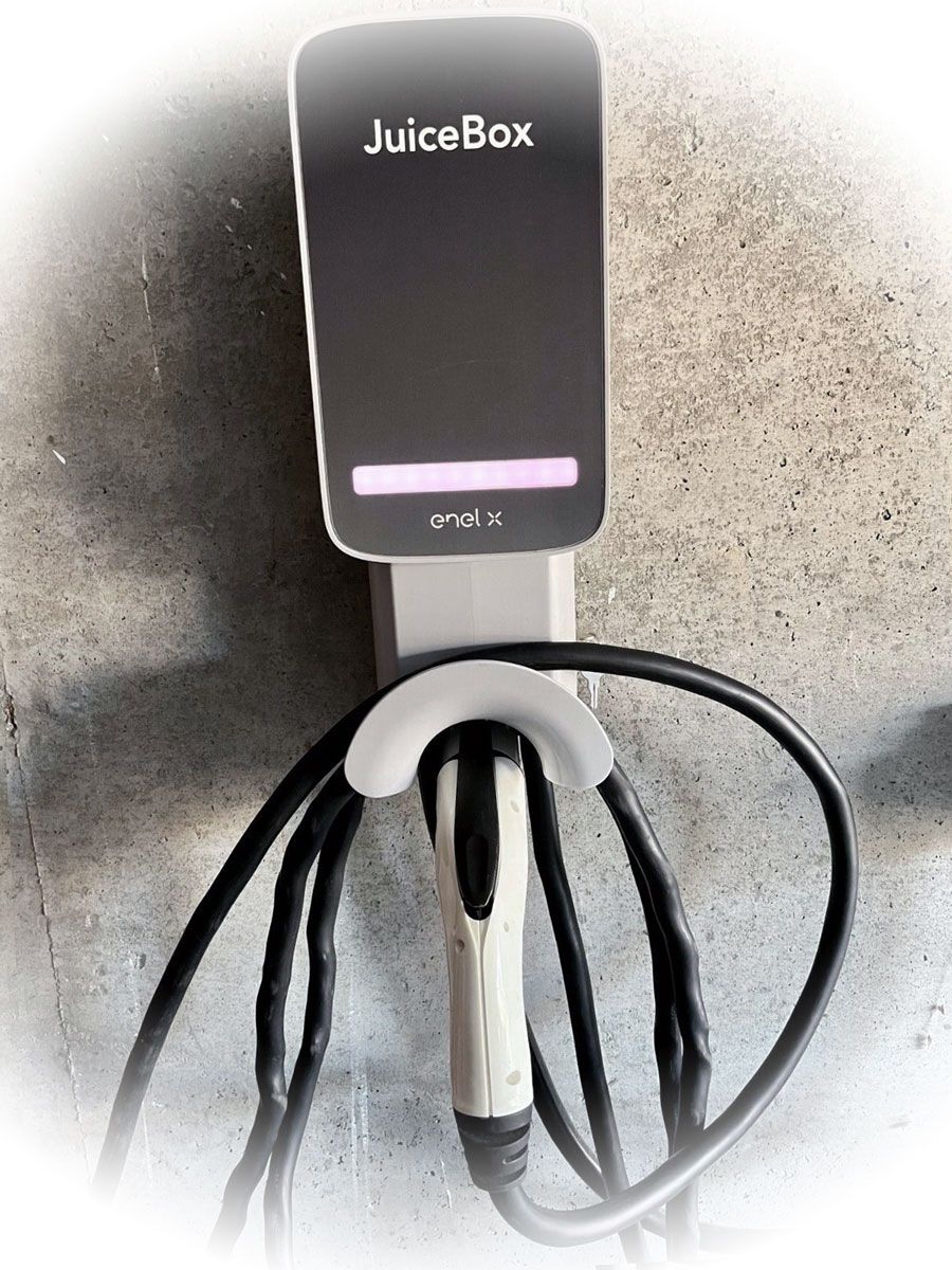 JuiceBox 40 Smart EV Home Charging Station (40 Amp, NEMA 14-50 Plug, 240 Volt, 25ft Cable), WiFi, Indoor/Outdoor charger, UL & Energy Star Certified