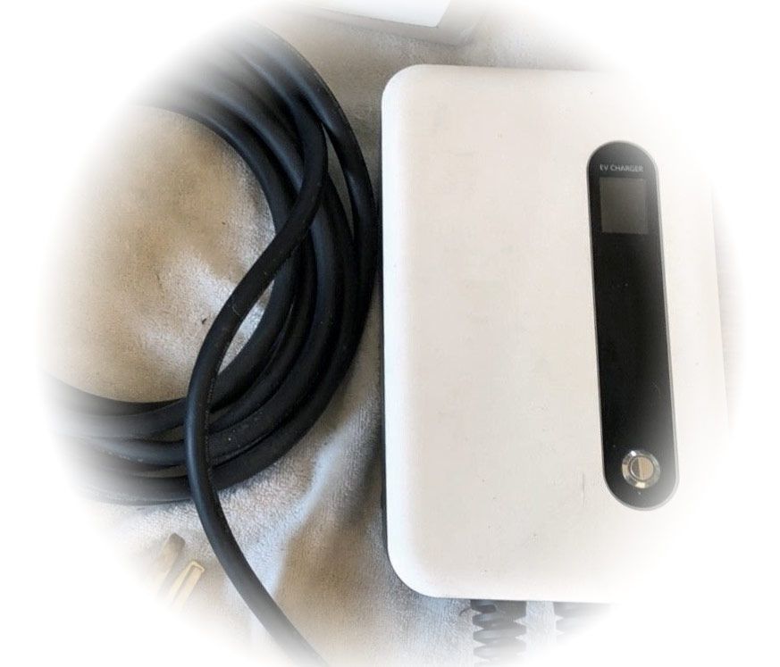 LEFANEV Level 2 Wall EV Charging Station (240 Volt, 20ft Cable, 40 Amp) NEMA 14-50 Plug